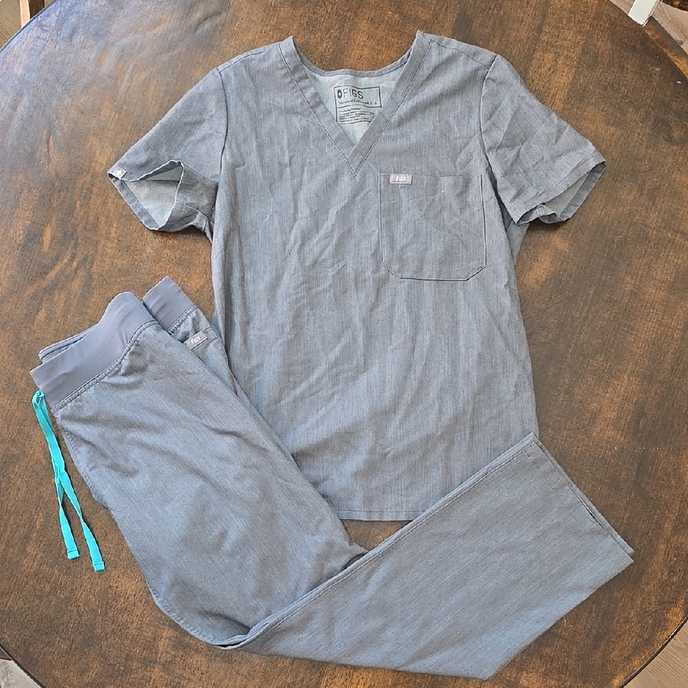 Figs Gray Scrub Set